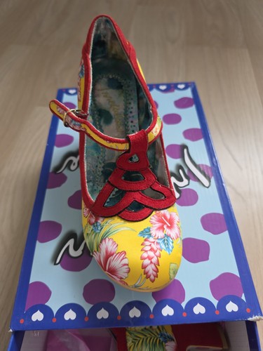 Irregular choice floral - choice,