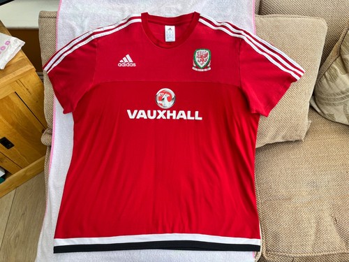 Adidas red wales - adidas, football
