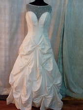 Wedding dress size 8 ivory