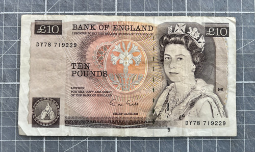 Ten pound old note - pound,