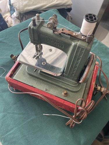 Betsy ross sewing machine - ross,
