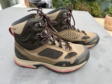 Vasque Gore-Tex Boots Size 9