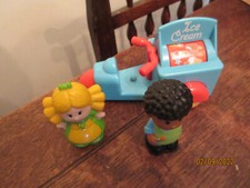 EARLY LEARNING CENTRE HAPPYLAND PUSH ICE CREAM CART MOVING DRUM 2 X PLAYFIGURES