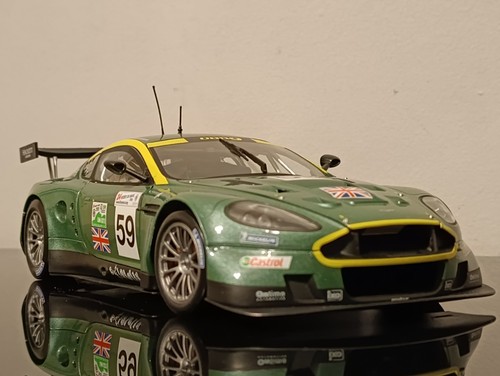 Scale aston martin dbr9 - scale,