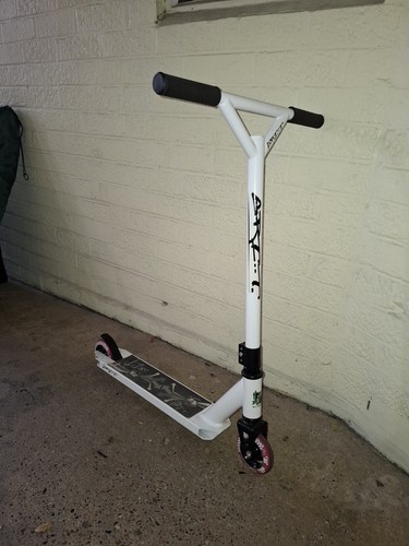 Grit pro stunt scooter used - -,