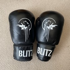 Black BLITZ 10oz Boxing Gloves for Adults excellent condition 