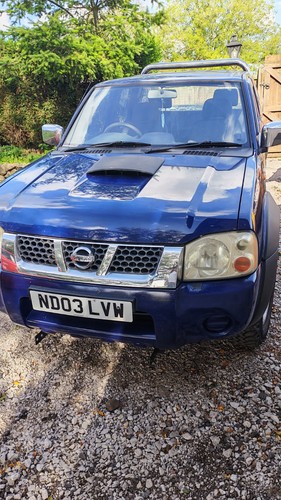 Nissan navara pick - nissan,