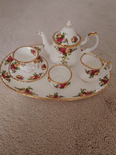 Royal albert bone china - royal,