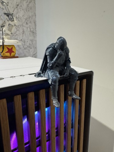 Solumn knight warrior sitting - warrior,