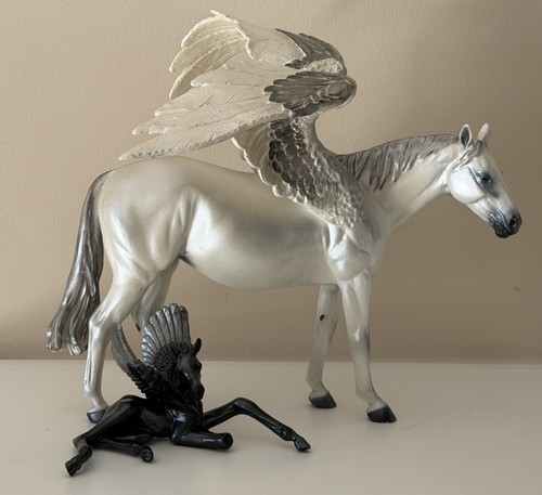 Model horse resin - model,