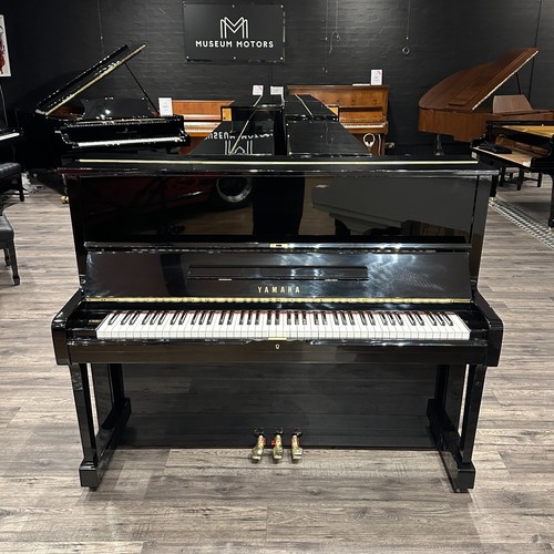 Yamaha upright piano black - yamaha,