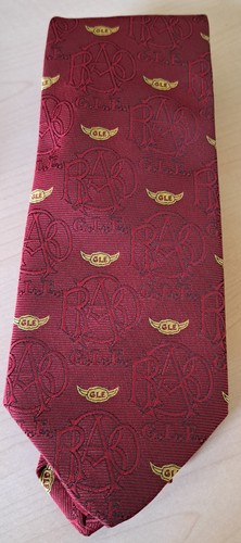 Raob tie red with - -,