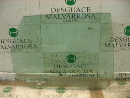 Rear right door window glass - right,