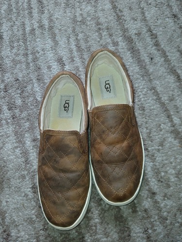 Ugg pre owned slip - ugg,