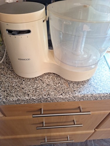 Kenwood fp520 food processor - kenwood,