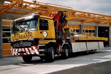 Truck Photo Mercedes-Benz