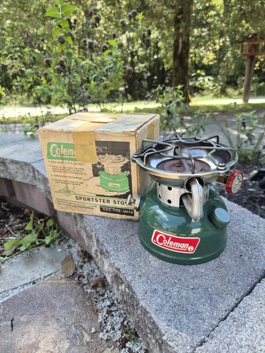 coleman camp stove