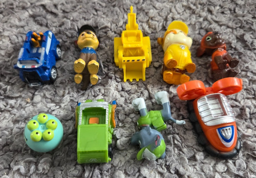 Lot paw patrol collectible - patrol,