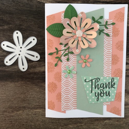Sizzix thinlits die - sizzix, daisy
