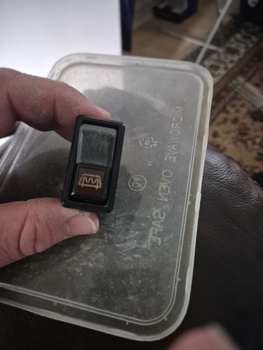 77fg18c621ba rear windscreen - rear,