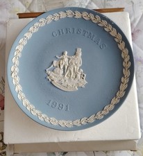 Wedgwood Christmas plates 1990, 1991, 1993 and 1995