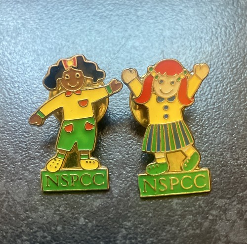 Nspcc pin badge - badge, x2