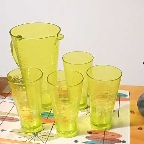 Uranium green plastic - uranium,