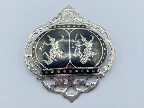 Beautiful vintage sterling - beautiful,