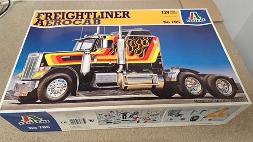Italeri freightliner aerocab - italeri,