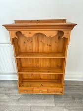 Beautiful Medium Pine Country Farmhouse, Welsh Dresser Cupboard Storage.
