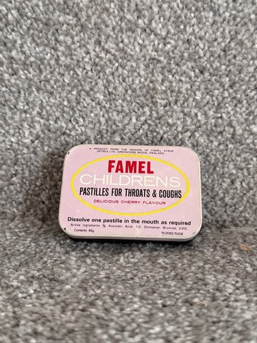Collectible vintage famel - collectible,