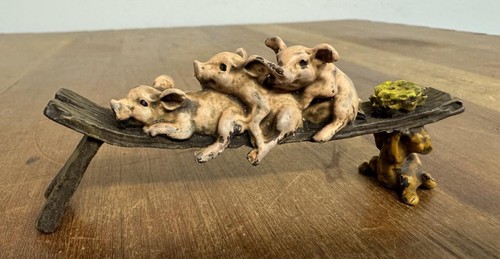Bronze pigs sculpture three - -,