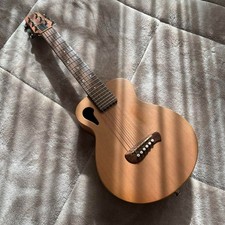 Tacoma P-1 Acoustic guitar small body w/sound hall & original case rare used