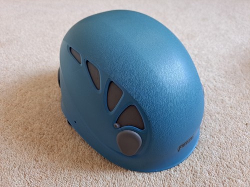 Petzl elios climbing helmet - helmet,