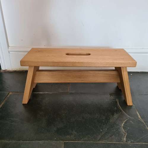 Handcrafted oak cracket hop - handcrafted,