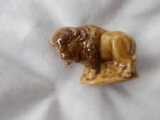 WADE      BISON  TWO TONE