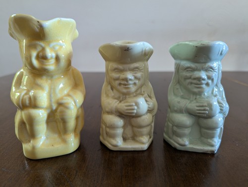 Toby jugs 12cm - 3x, 10-12cm