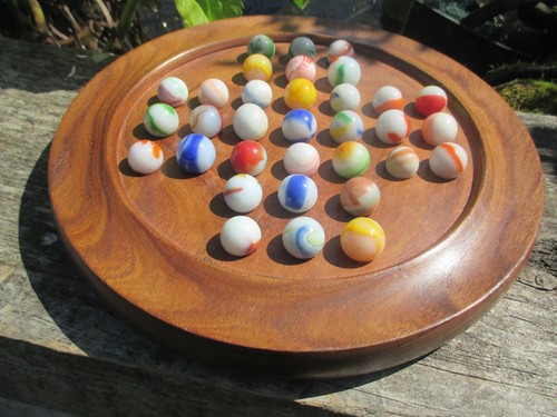 Stunning marbles solitaire - stunning,