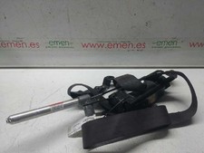 570650465F right pretensioner