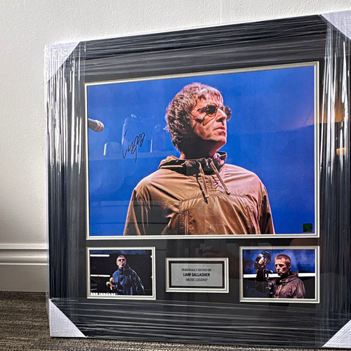 Liam gallagher autographed - gallagher,