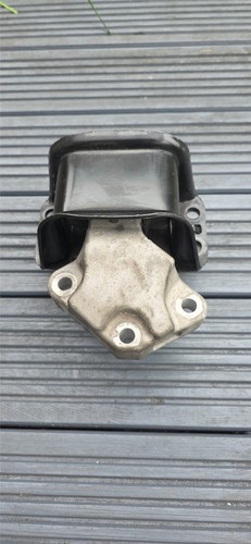 Top right engine mount - engine,