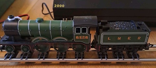 Hornby r1122 lner b12 - hornby, 4-6-0
