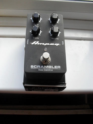 Ampeg scrambler bass overdrive - ampeg,