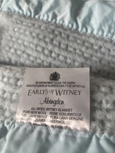 Vintage pale blue witney - pale,