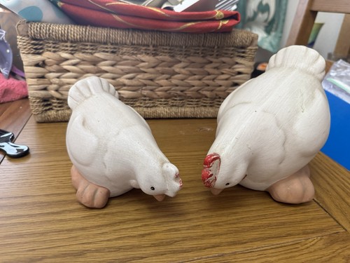 Pair pottery hens - pair, for