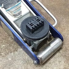 Mercedes Harbor Freight Jack