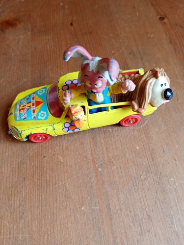 Magic roundabout corgi vintage - roundabout,