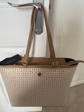 Tommy Hilfiger Light Tan & Fawn Bag