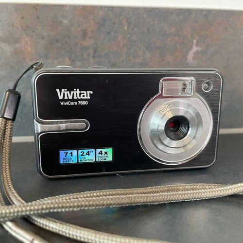 Vivitar digital camera vivicam - camera,
