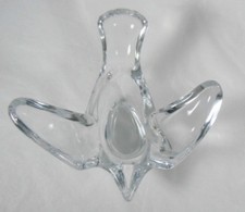 Glass Clest Dove Wedding Table